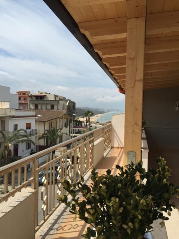 Casa Vacanze Nicole Balestrate Habitación foto