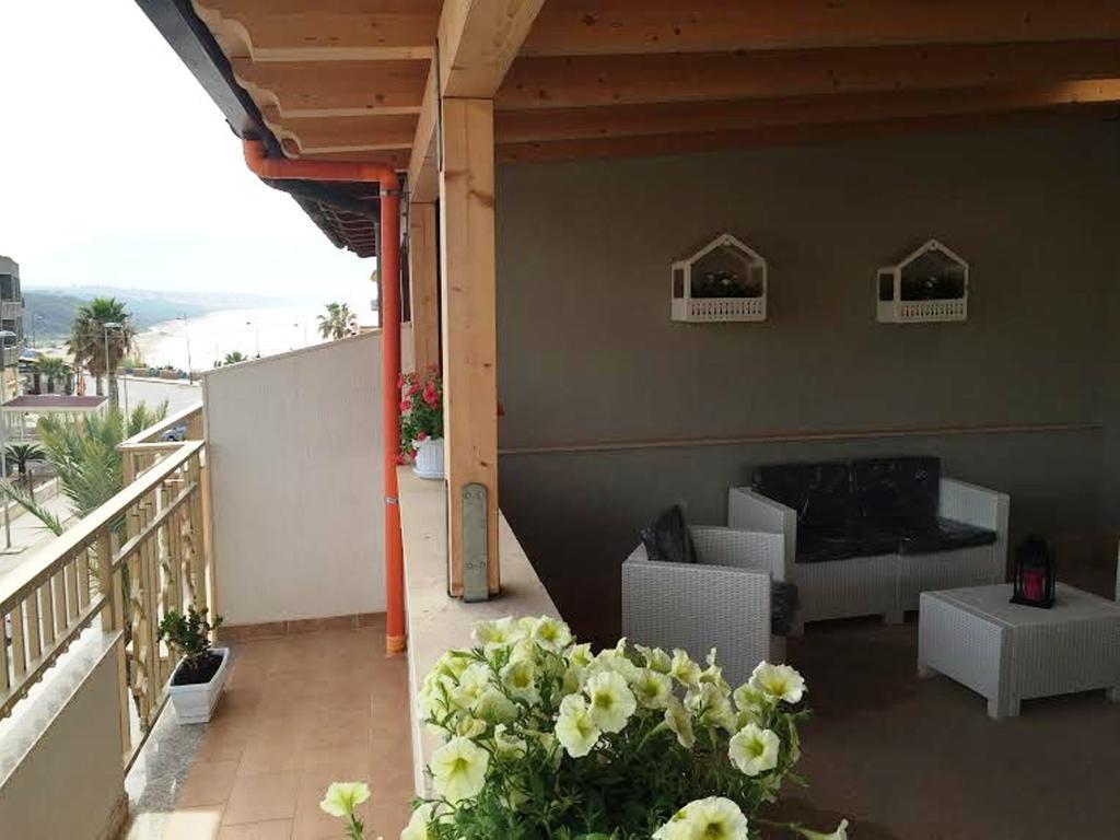Casa Vacanze Nicole Balestrate Exterior foto